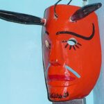Masques et statues sculptés en bois - Tienda Esquipulas