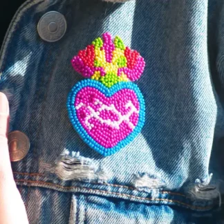 Broche coeur en couleur () - Tienda Esquipulas