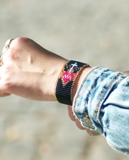 Black heart bracelet () - Tienda Esquipulas