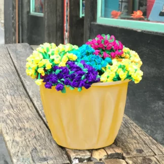 Yellow enameled flower pot - Tienda Esquipulas