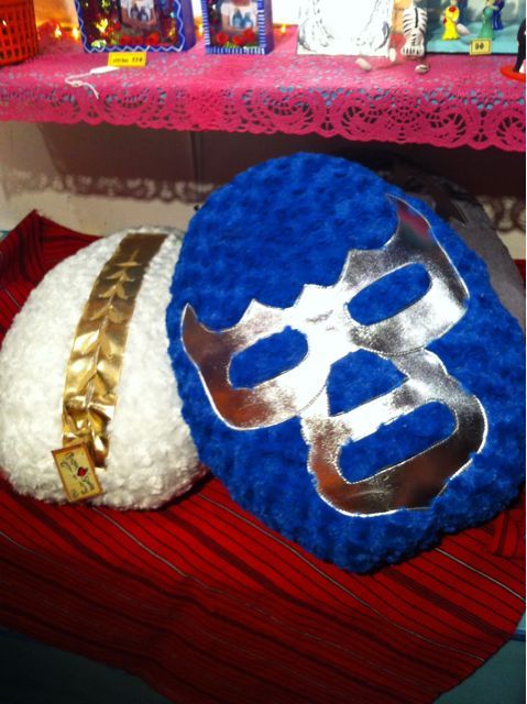 Uniques : les coussins masques de catcheurs mexicains - Tienda Esquipulas