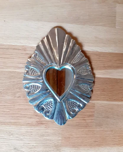 Sacred Heart Mirror Aegida - Tienda Esquipulas