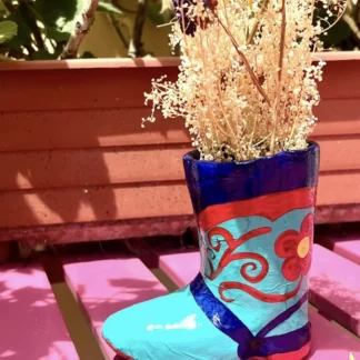 Aqua paper mache boot - Tienda Esquipulas