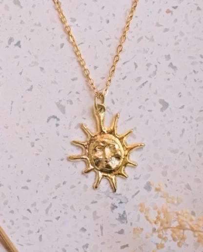 Sun rays necklace