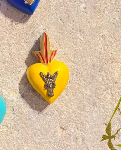 Mini coeur milagro jaune (Coeur ex voto) - Tienda Esquipulas