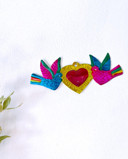 Ex-voto heart with colored doves (Coeur ex voto) - Tienda Esquipulas