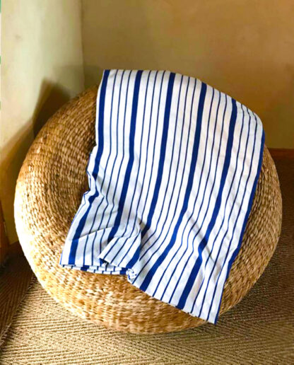 Guate blue bedspread