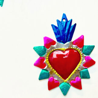 Heart ex-voto leaves