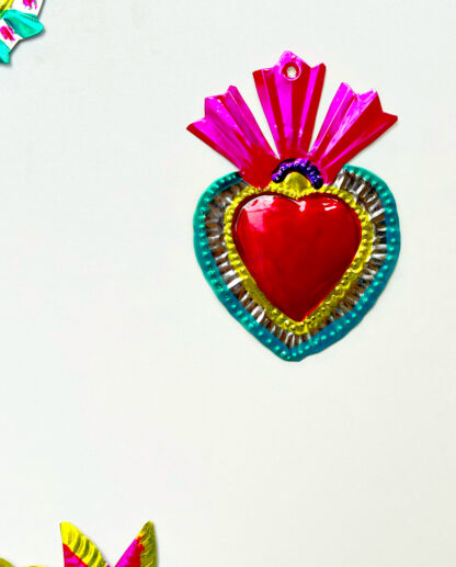 Trifoliate ex-voto heart