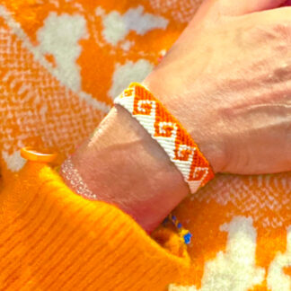 Bracelet porte-bonheur orange et blanc (Bracelet porte bonheur) - Tienda Esquipulas