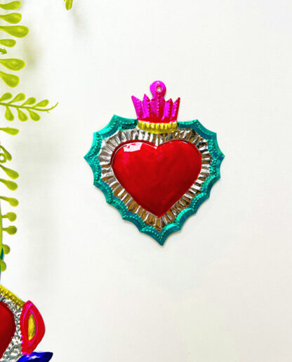Crowned ex-voto heart