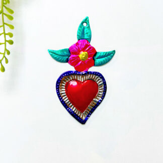 Ex-voto heart with pink leaves