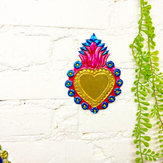 Ex-voto mirror with floral edge