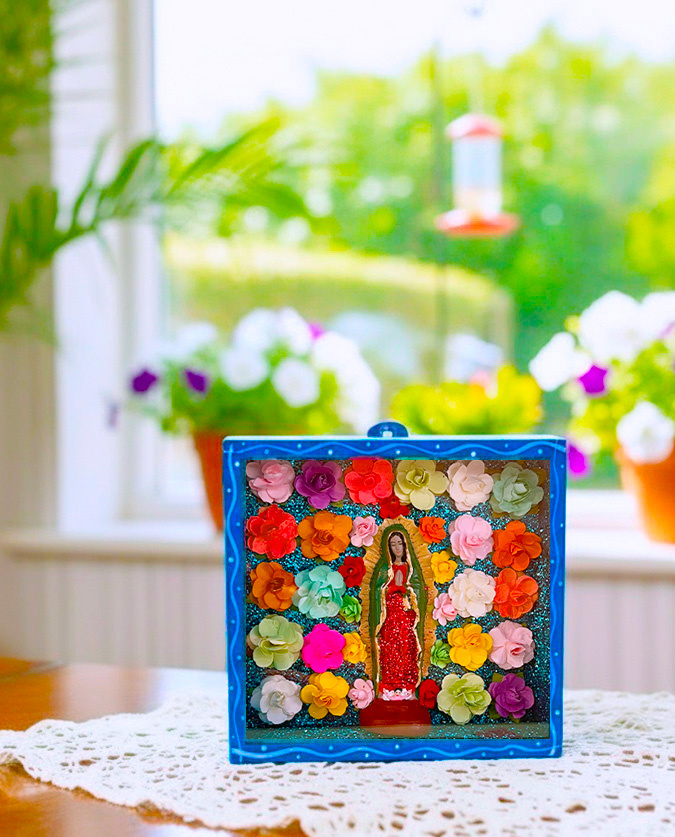 Vierge guadalupe - Vitrine autel Vierge Guadalupe